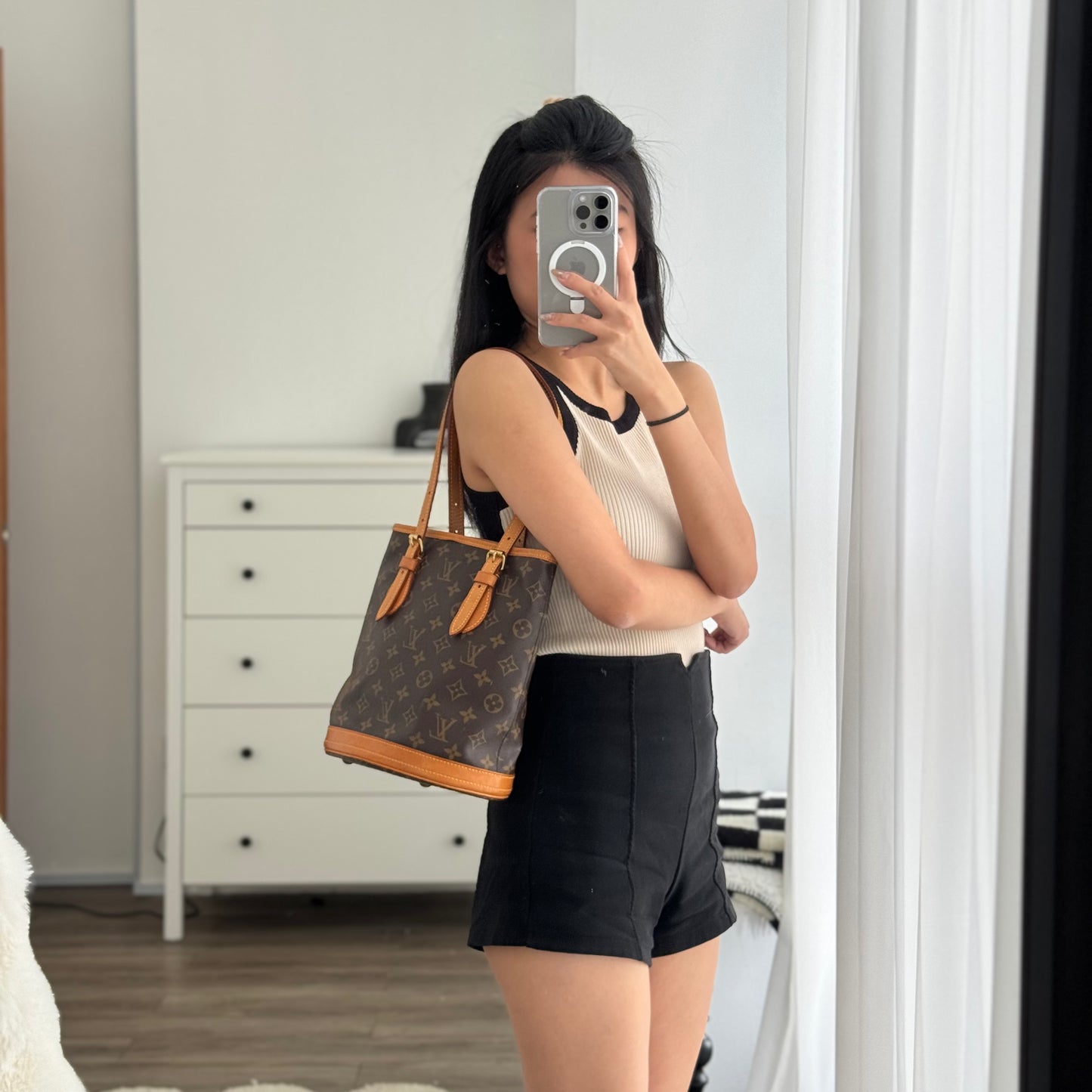 Louis Vuitton Bucket PM - Leluxe Vintage Sdn. Bhd.