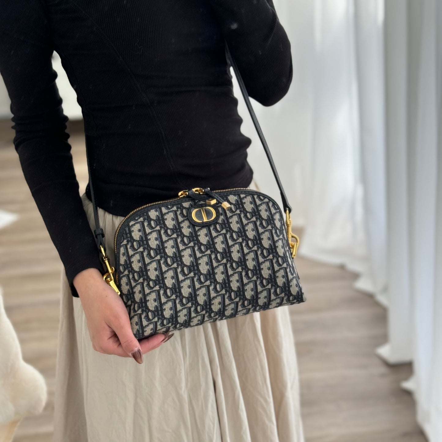 Dior 30 Montaigne Pouch - Leluxe Vintage Sdn. Bhd.