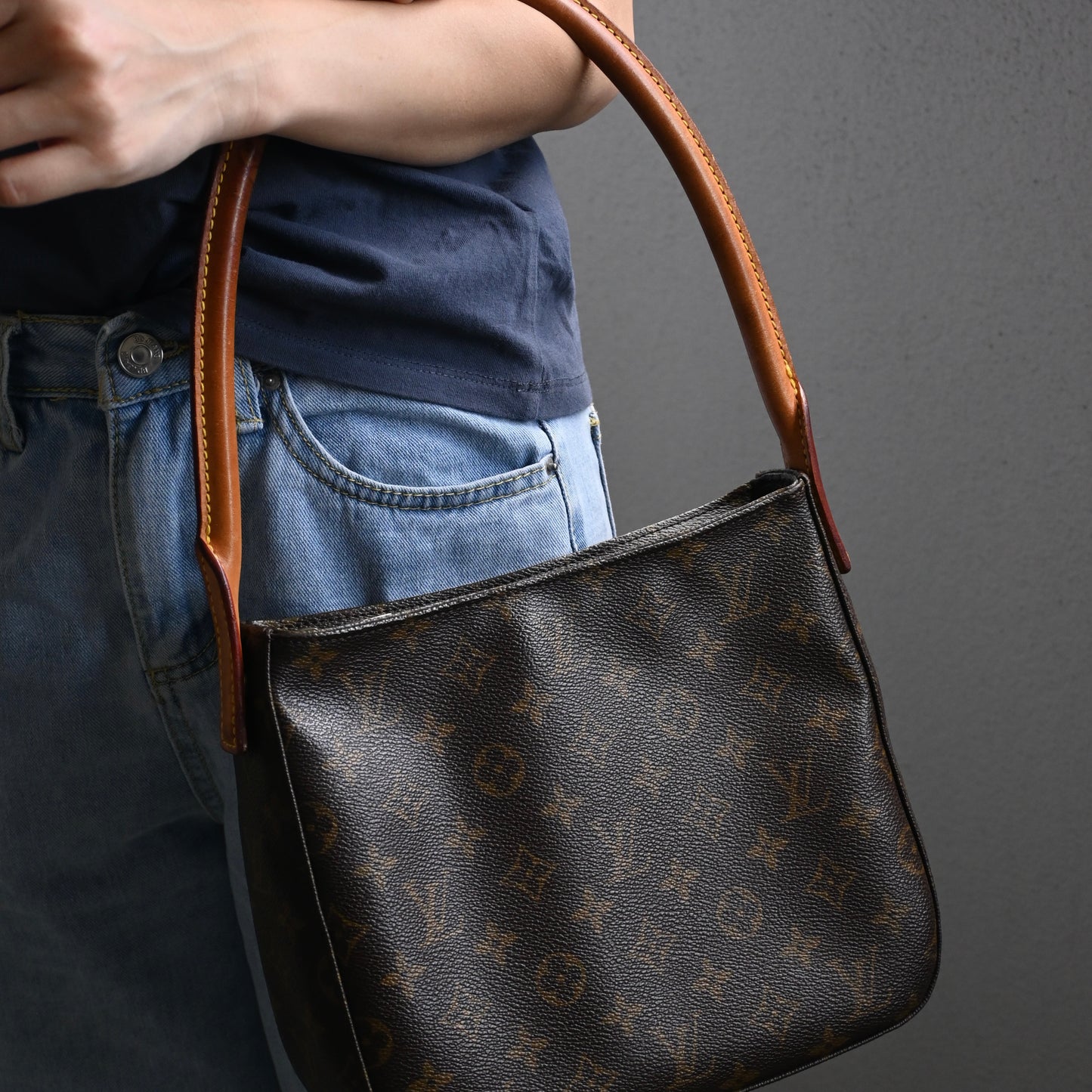 Louis Vuitton Looping MM