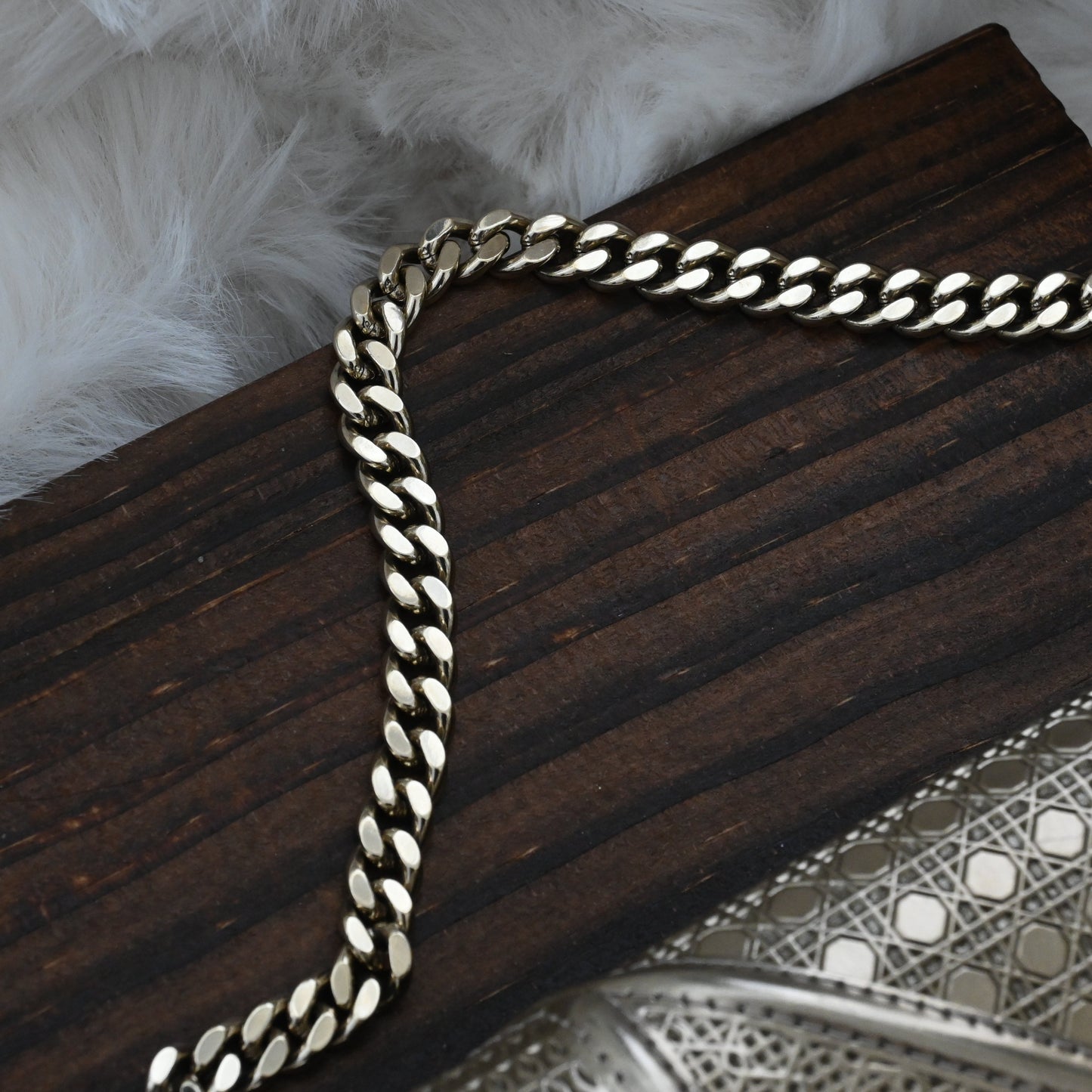 Christian Dior Diorama Metallic Patent Wallet On Chain