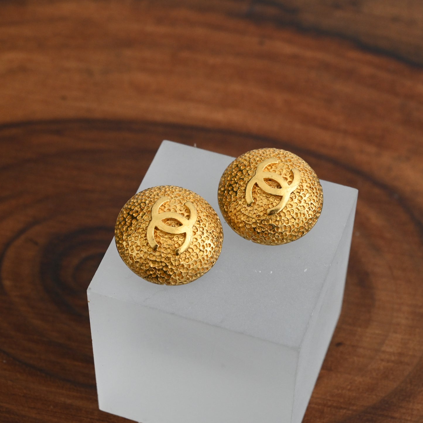 Vintage Chanel Textured Button Earclips Earrings 95A