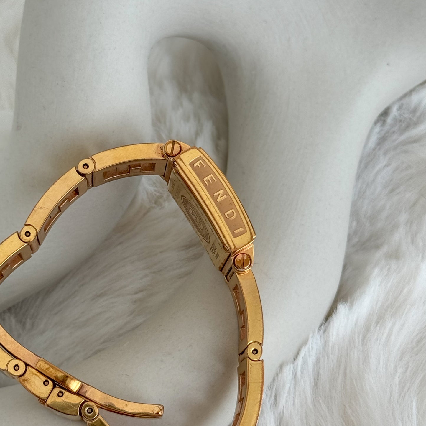 Fendi Quadromini Watch - Leluxe Vintage Sdn. Bhd.