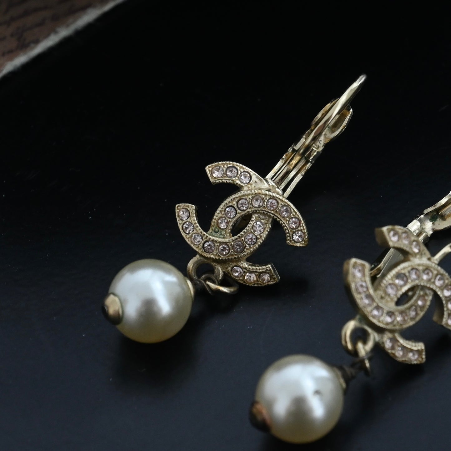 Chanel 15S Rhinestine Pearl Drop Earring
