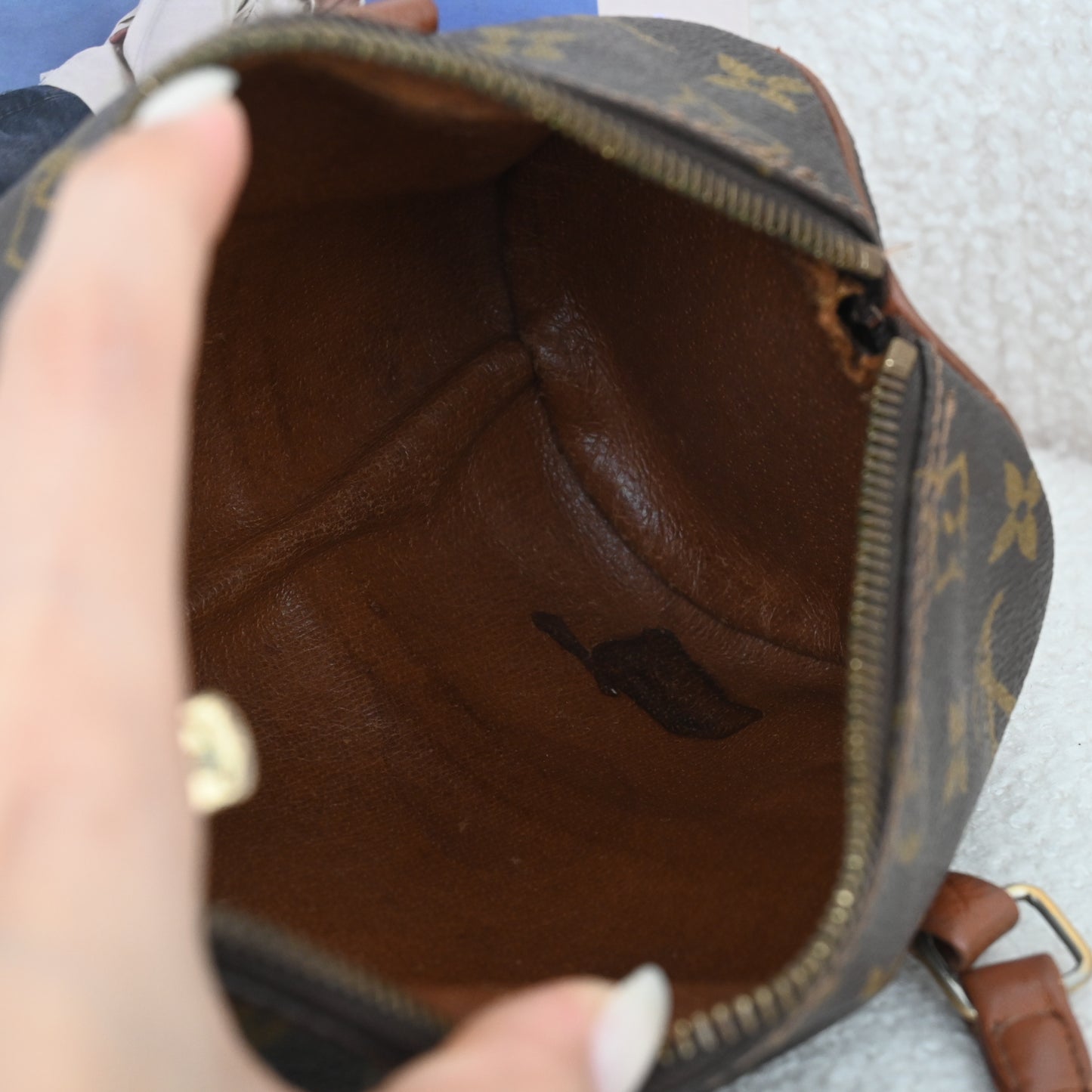 Louis Vuitton Papillon 22 - Leluxe Vintage Sdn. Bhd.