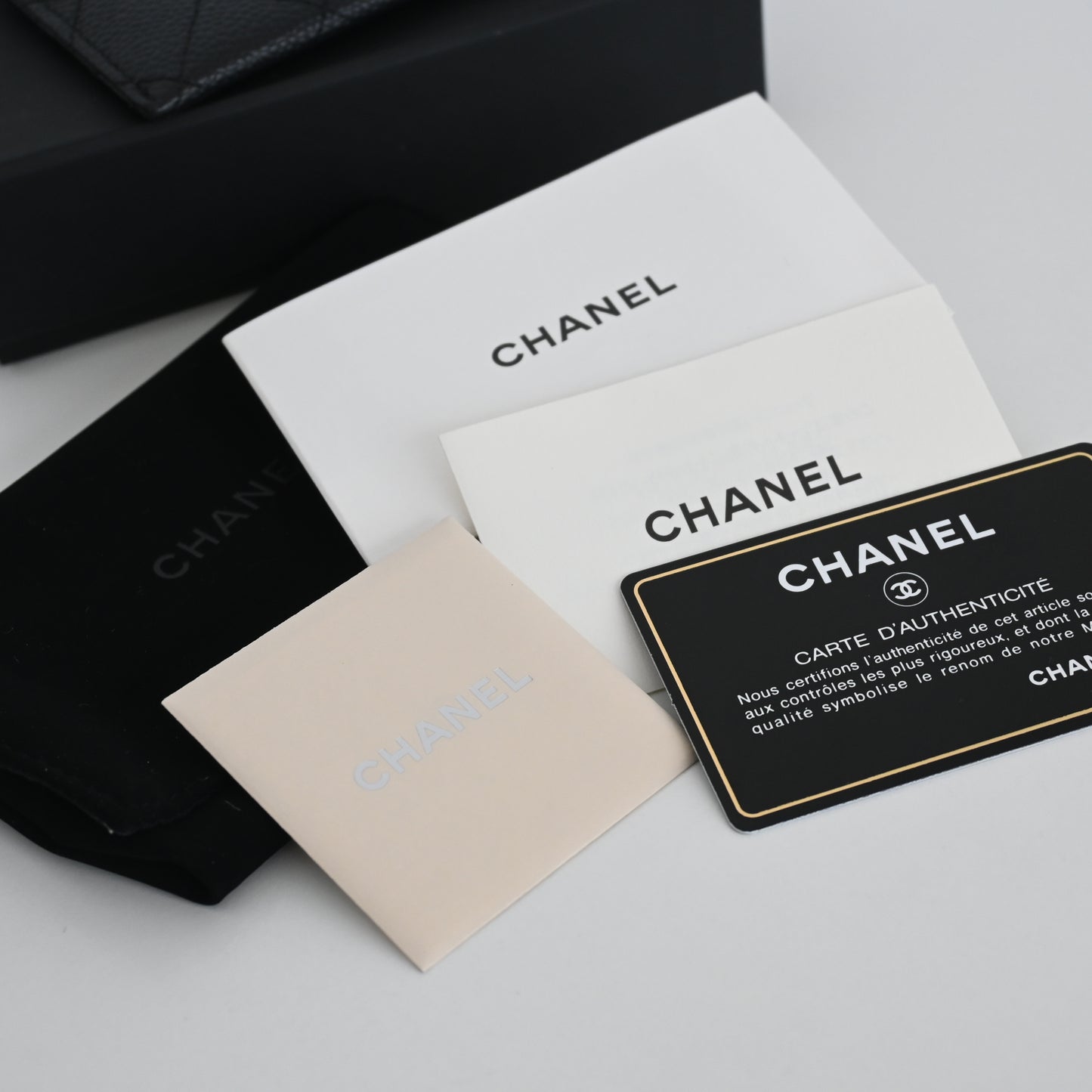 Chanel Matelasse Caviar Skin Card Case Black GHW