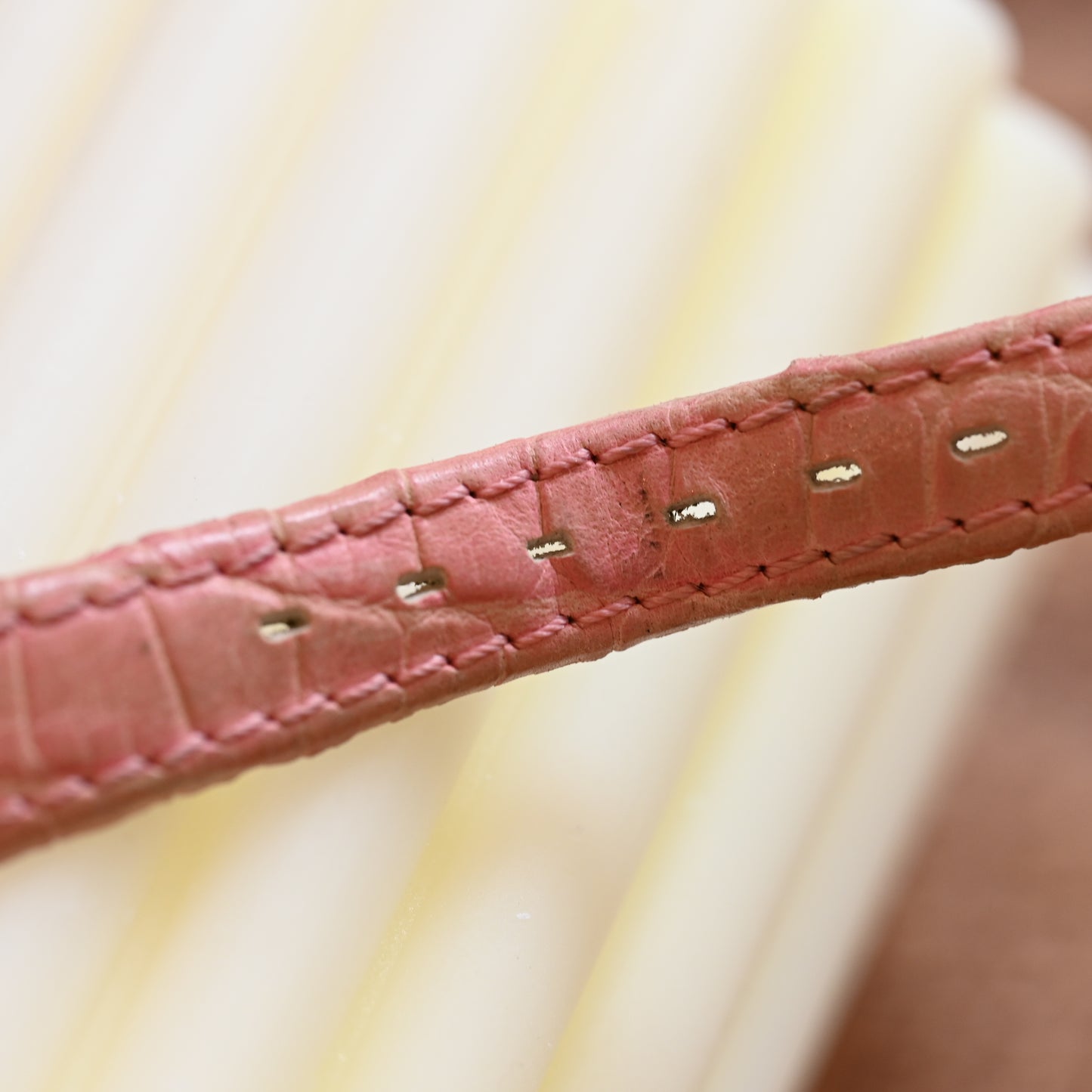 Fendi 320L MOP Dial