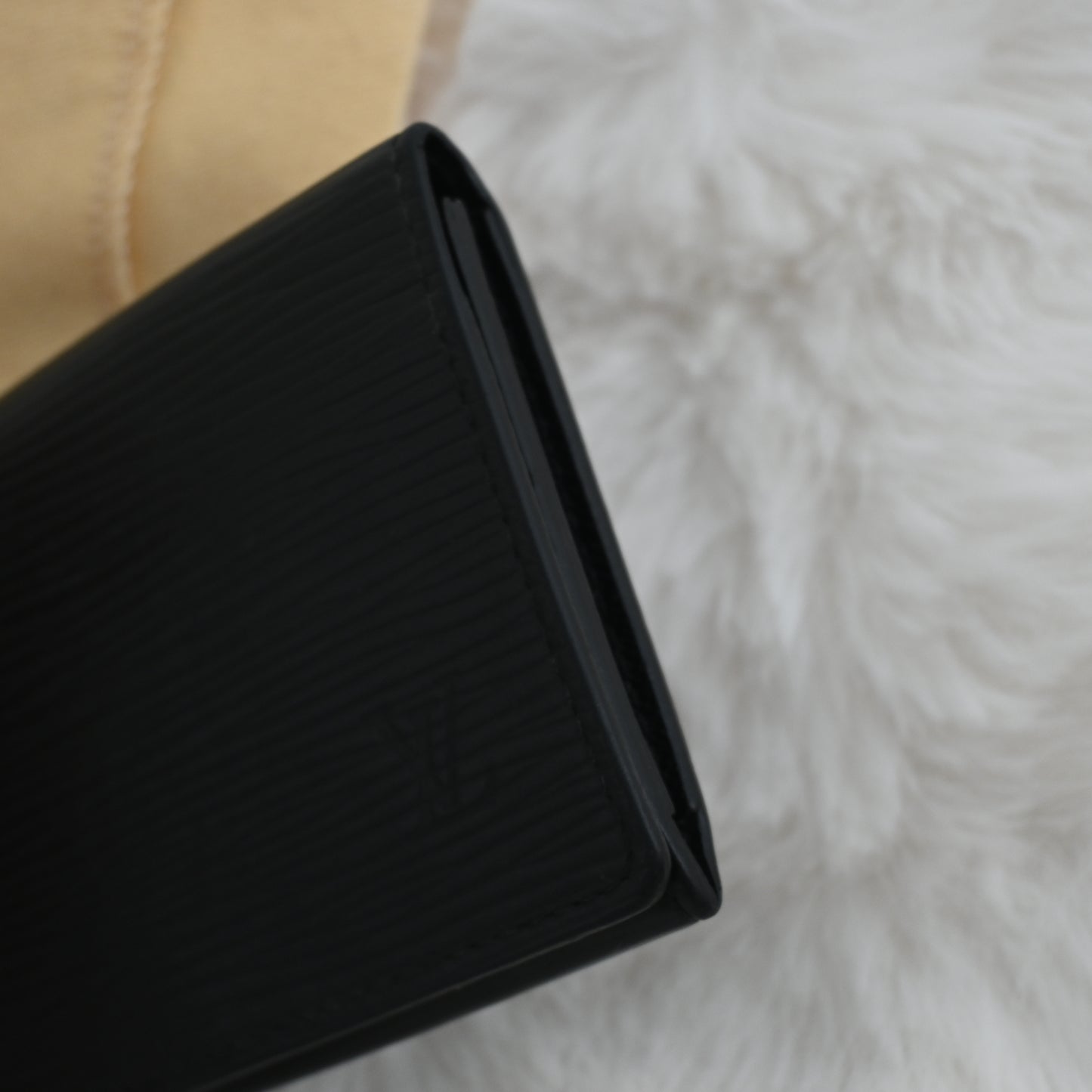 Louis Vuitton Epi Anne Verlop Carte de Visit M62292