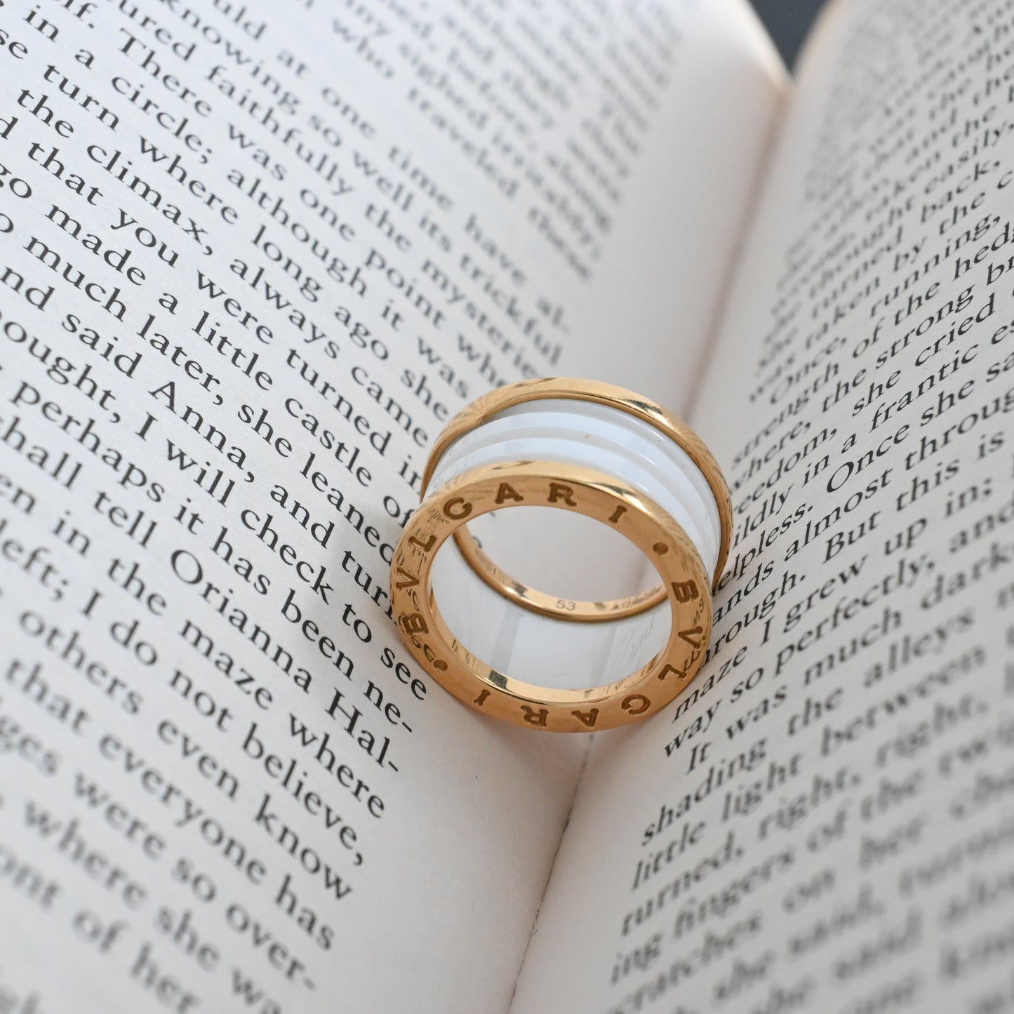 Bvlgari B. Zero 4-Band White Ceramic 18k YG Ring