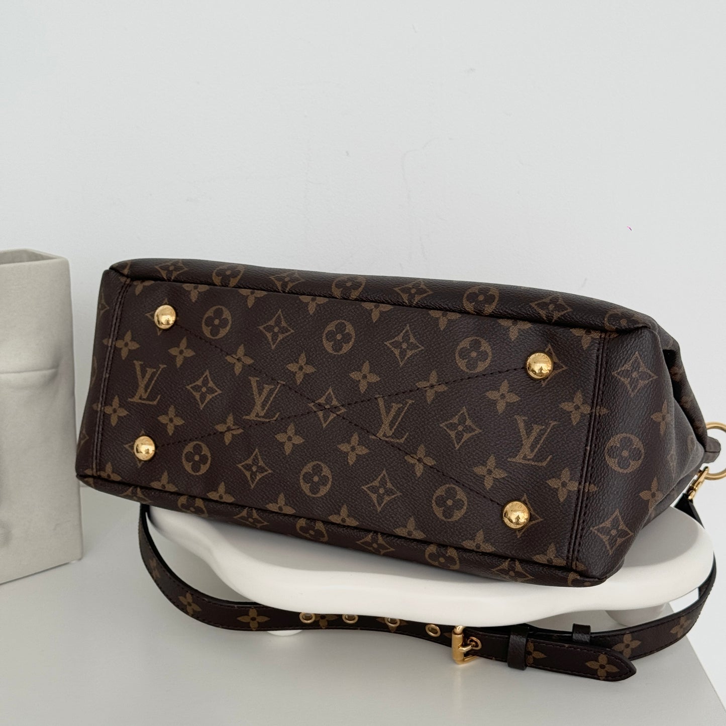 Louis Vuitton Pallas MM Monogram