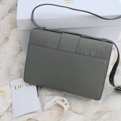 Christian Dior Montaigne 30 Ultra Matte Gray