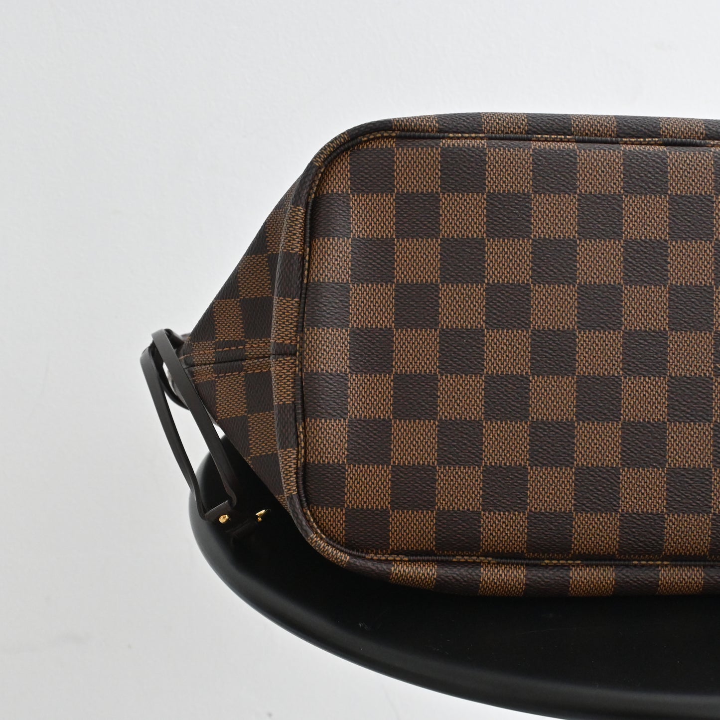 Louis Vuitton Neverfull MM Tote