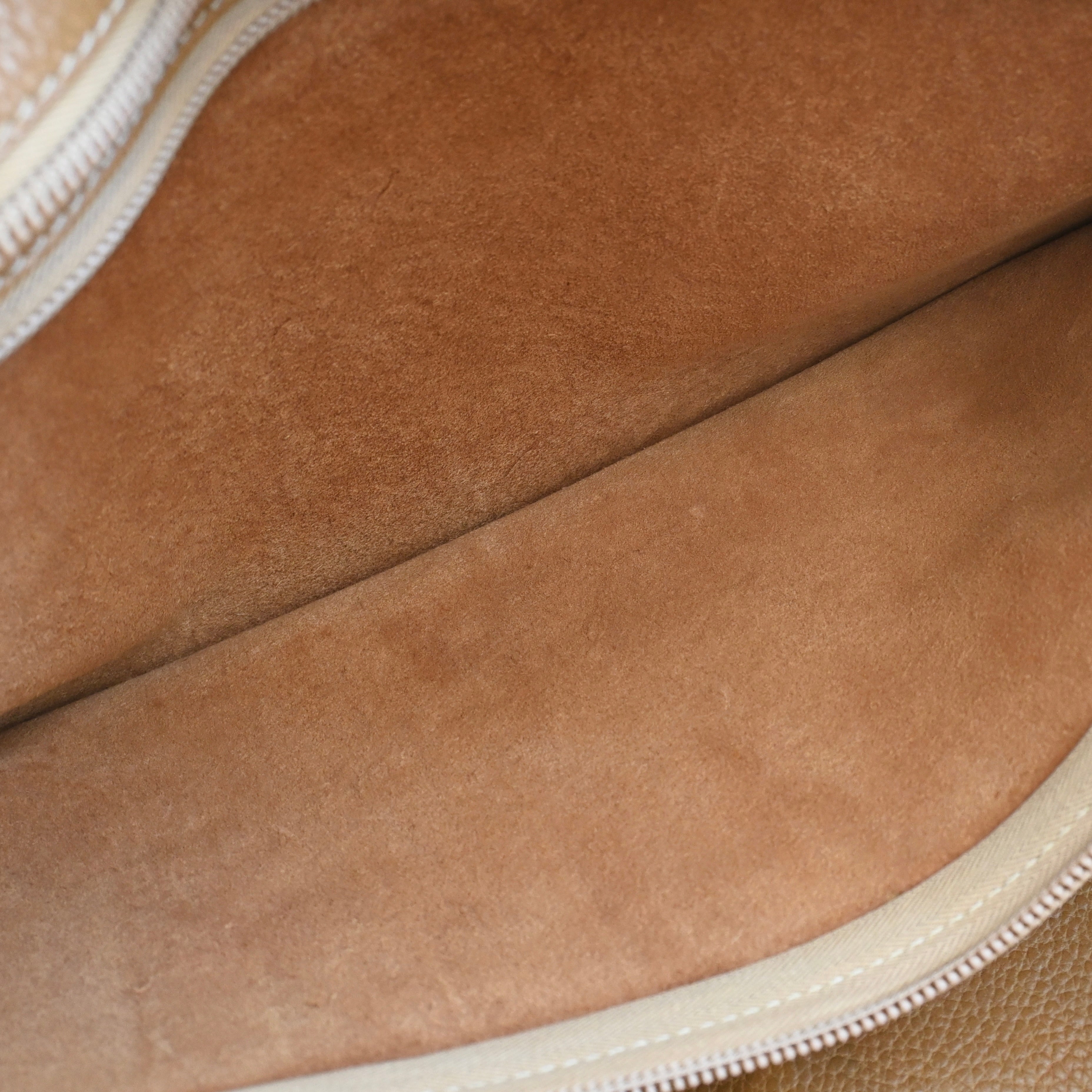 Loewe Amazona Duffle Bag 48 - Leluxe Vintage Sdn. Bhd.