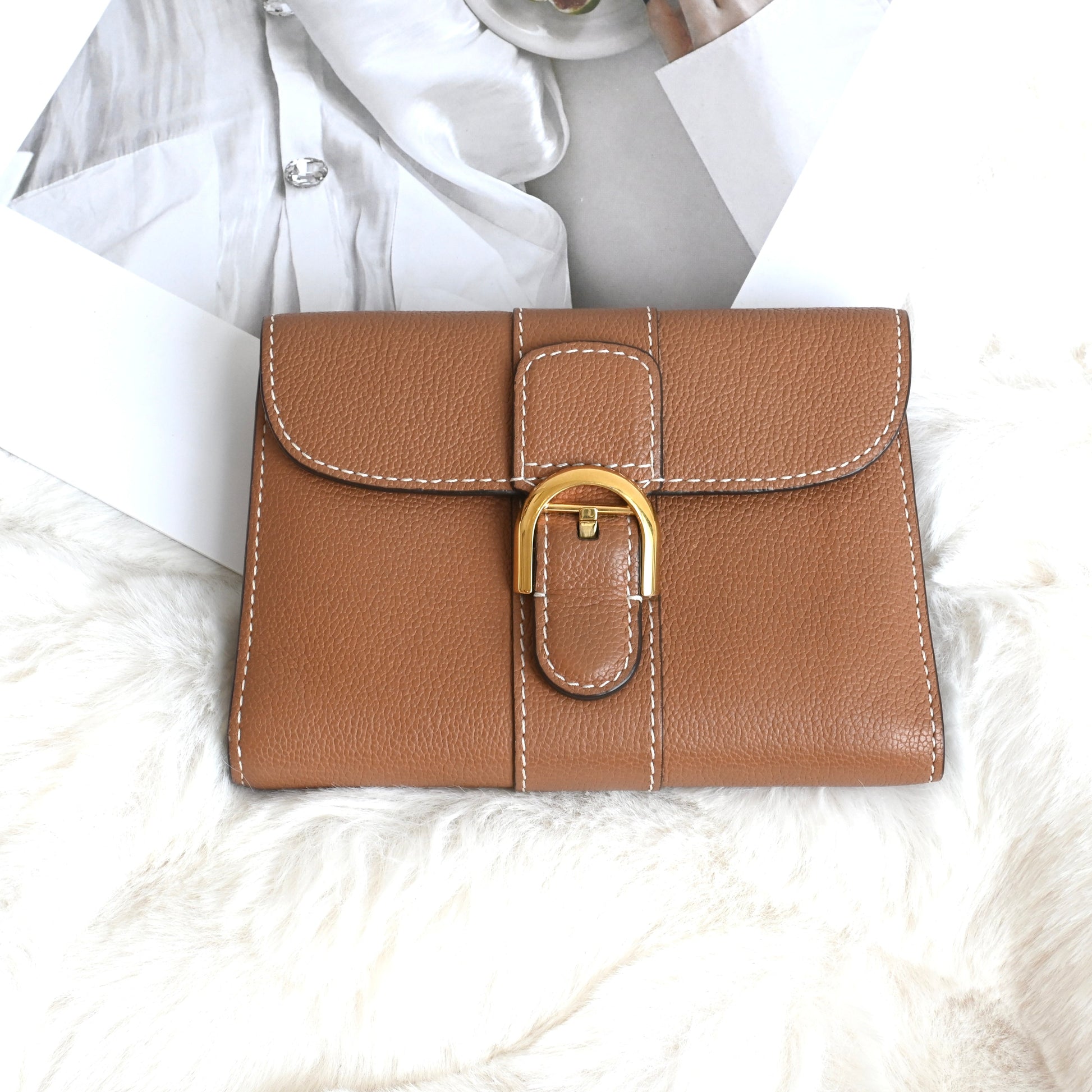 Delvaux Brilliant Compact Wallet Vegetal - Leluxe Vintage Sdn. Bhd.
