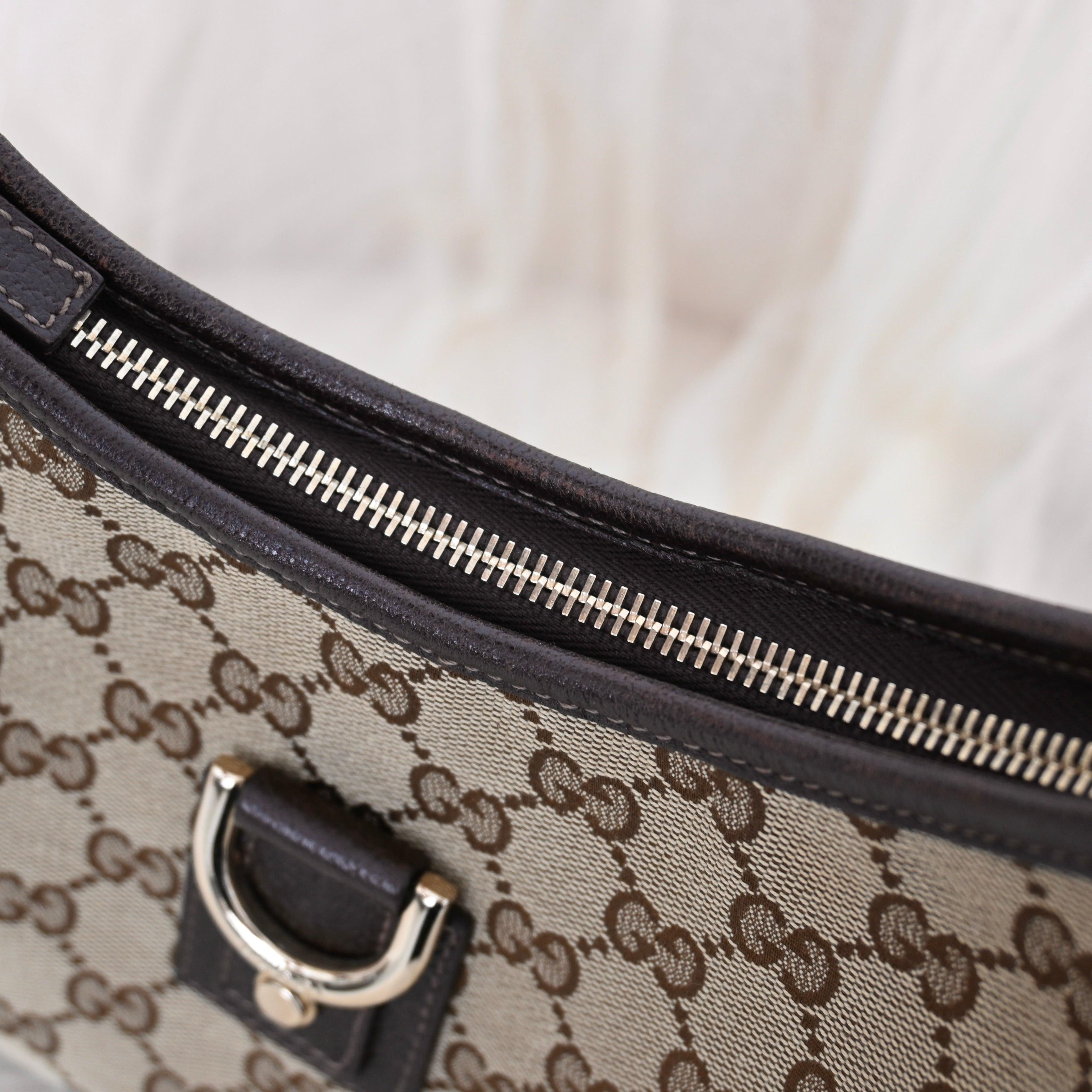 Gucci Abbey Canvas D Ring Hobo Bag - Leluxe Vintage Sdn. Bhd.