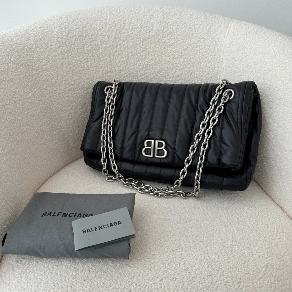 Balenciaga Monaco Chain Medium - Leluxe Vintage Sdn. Bhd.