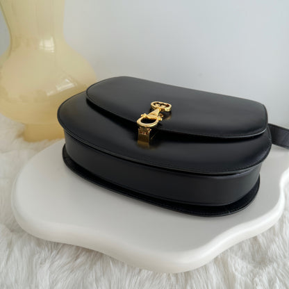 Old Gucci Saddle Shoulder Bag