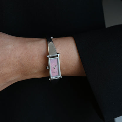 Gucci 1500L Bangle Watch
