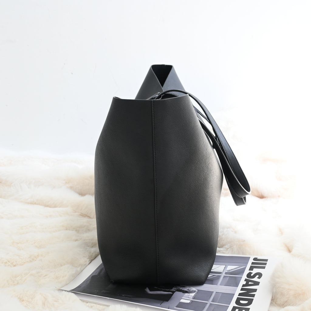 YSL East West Tote - Leluxe Vintage Sdn. Bhd.
