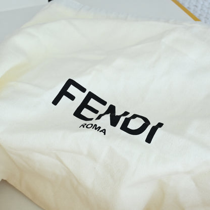 Fendi Peekaboo IseeU Small