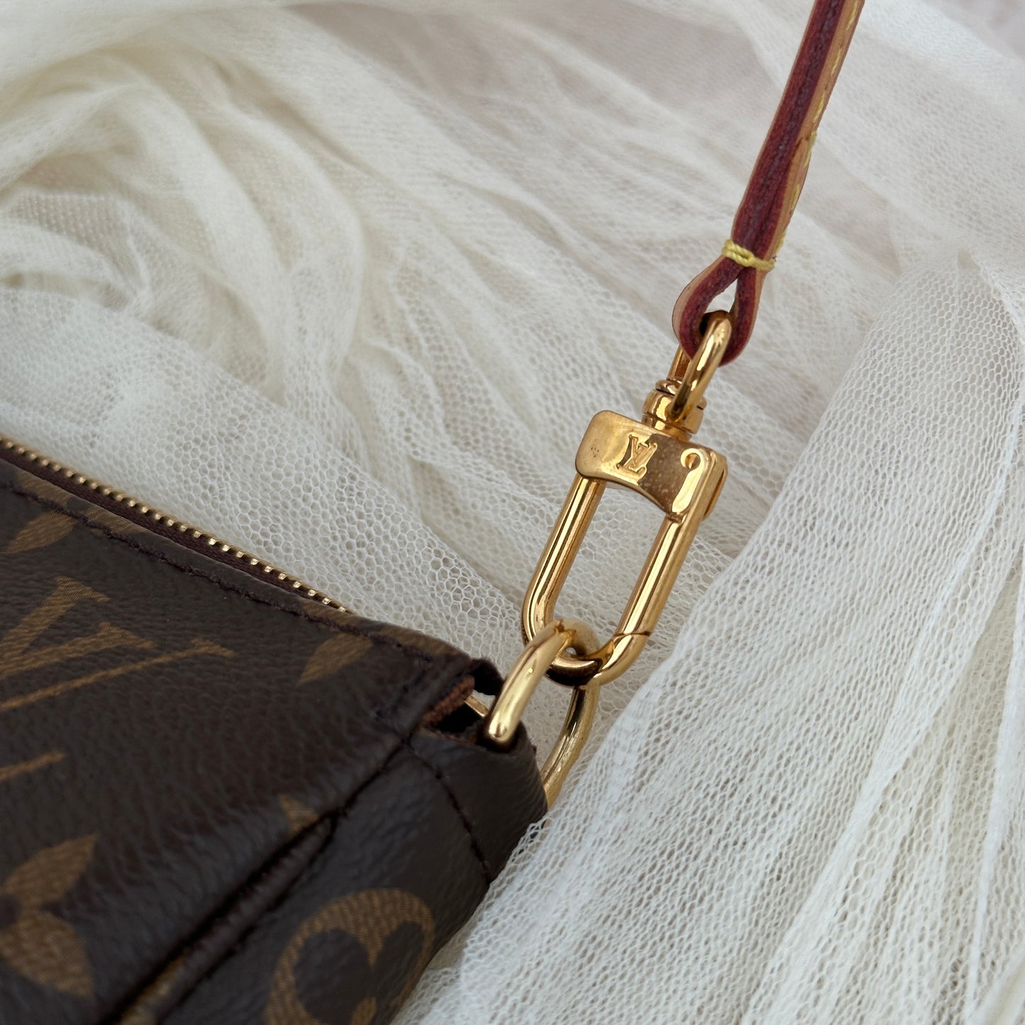 Louis Vuitton Monogram Pochette