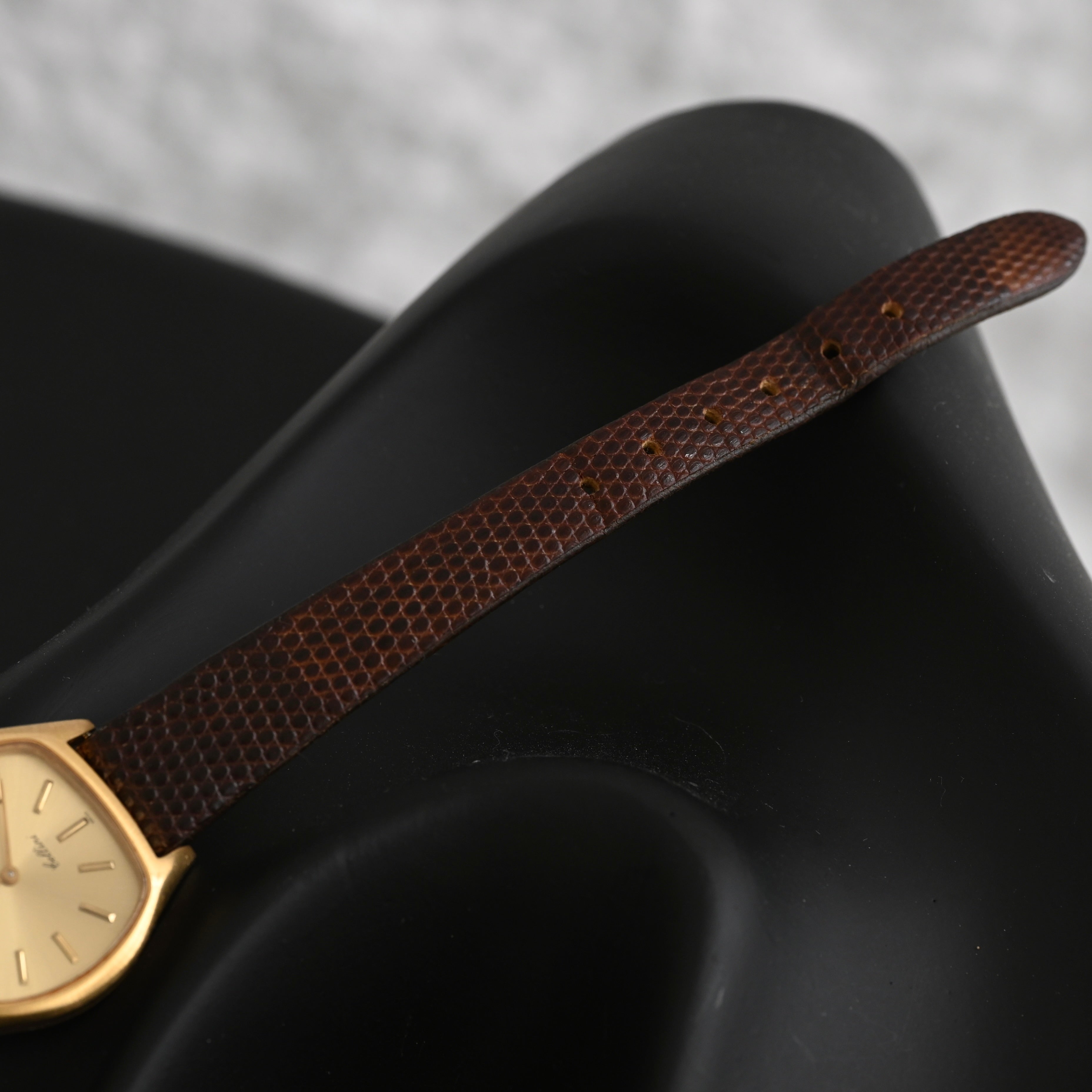 Rolex Cellini Ref.3801 18k YG from 1975 - Leluxe Vintage Sdn. Bhd.