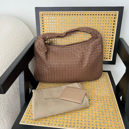 Bottega Veneta Mocha Brown Hobo Bag Small - Leluxe Vintage Sdn. Bhd.