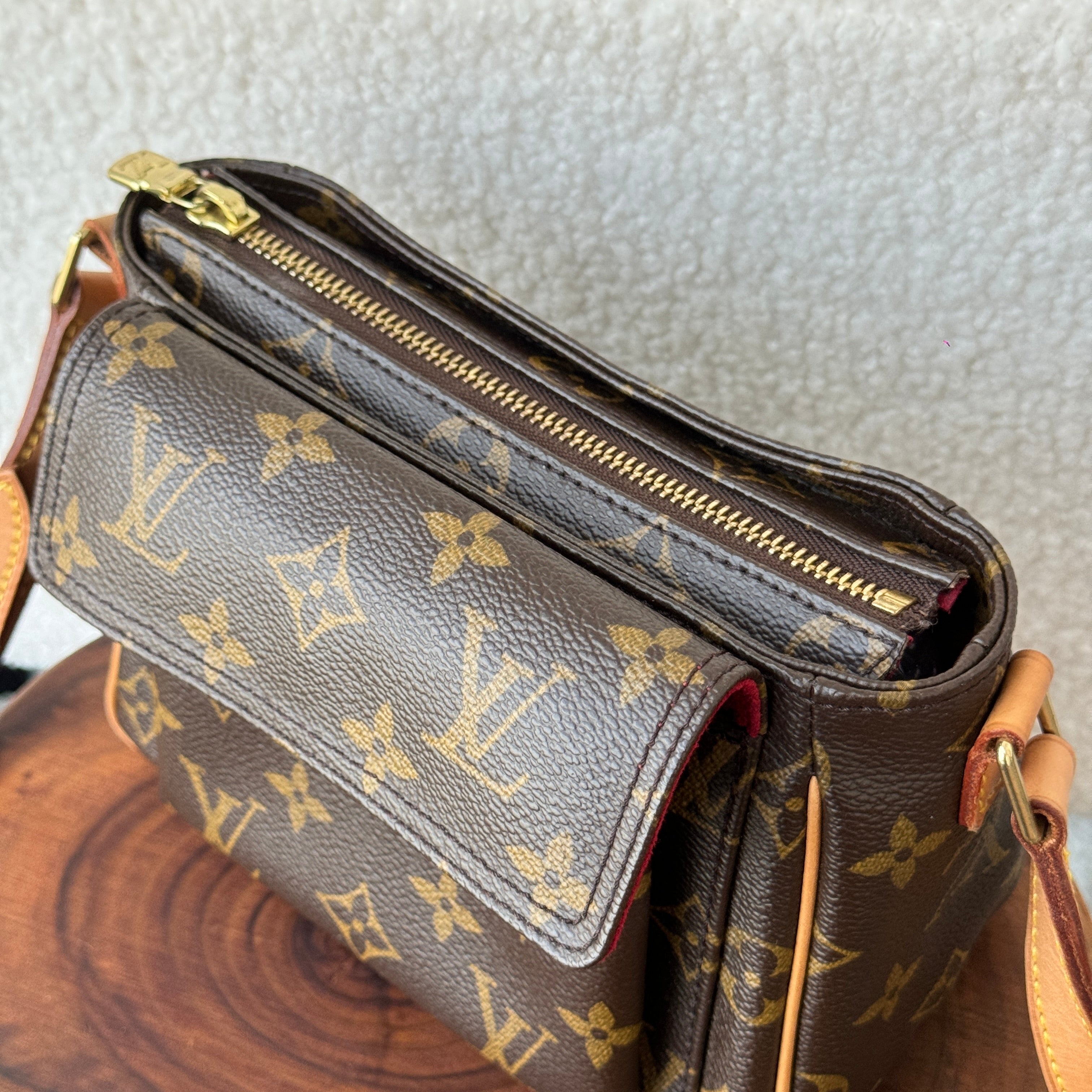 Louis Vuitton Viva Cite PM Monogram - Leluxe Vintage Sdn. Bhd.