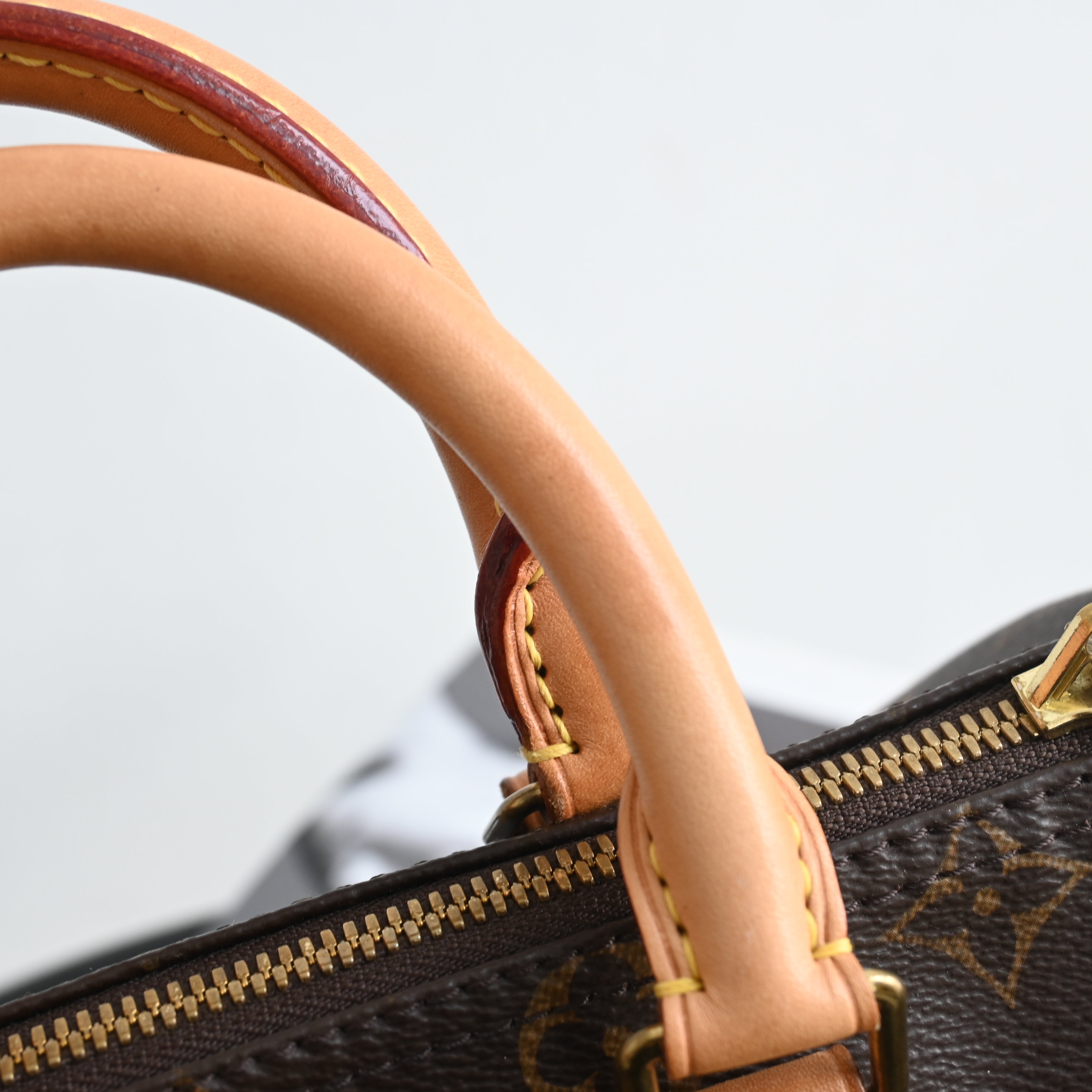 Louis Vuitton Speedy Bandouliere 25 Monogram - Leluxe Vintage Sdn. Bhd.