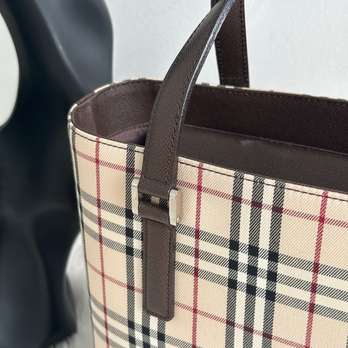 Burberry Nova Check Tote in beige