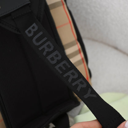 Burberry Leo Beltbag Check Pattern