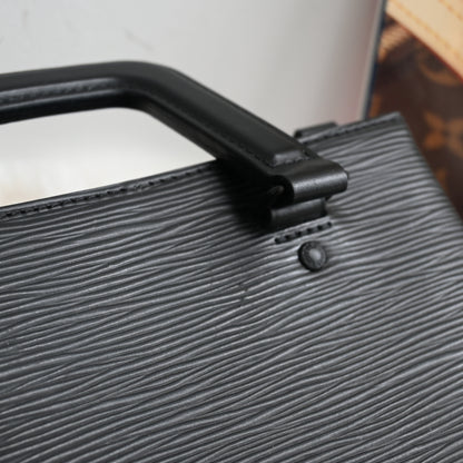 Louis Vuitton Sac Plat Fold Epi