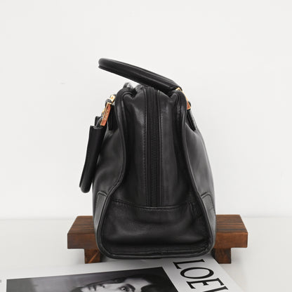 Loewe Amazona 27 Black Nappa Calfskin