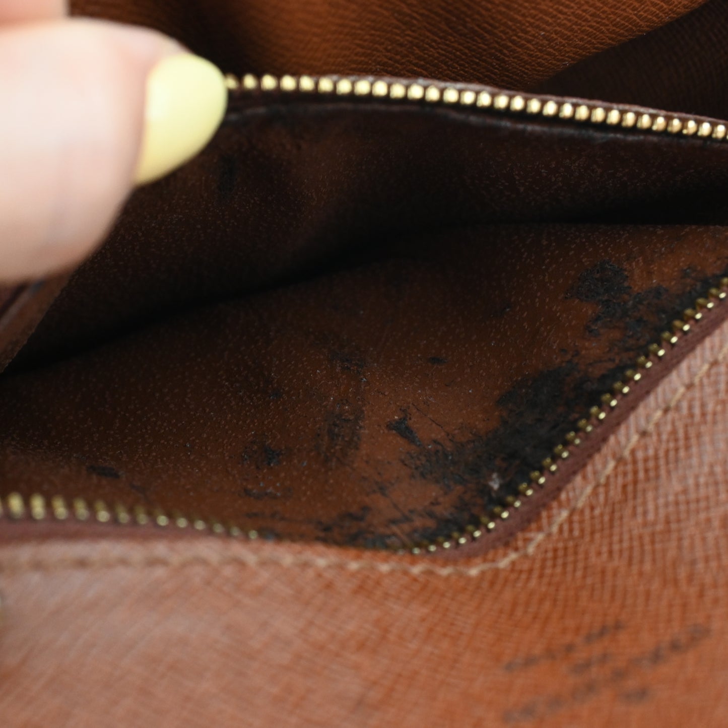 Louis Vuitton Chantilly PM