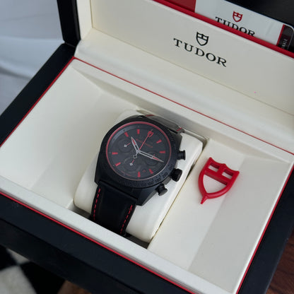 Tudor Fastrider Black Shield