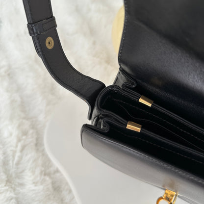 Old Gucci Saddle Shoulder Bag