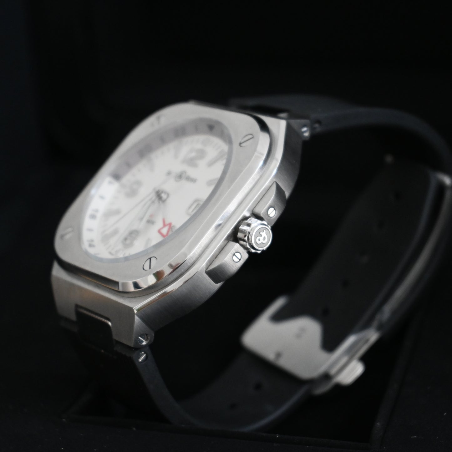 Bell & Rose BR 05 GMT AUTO