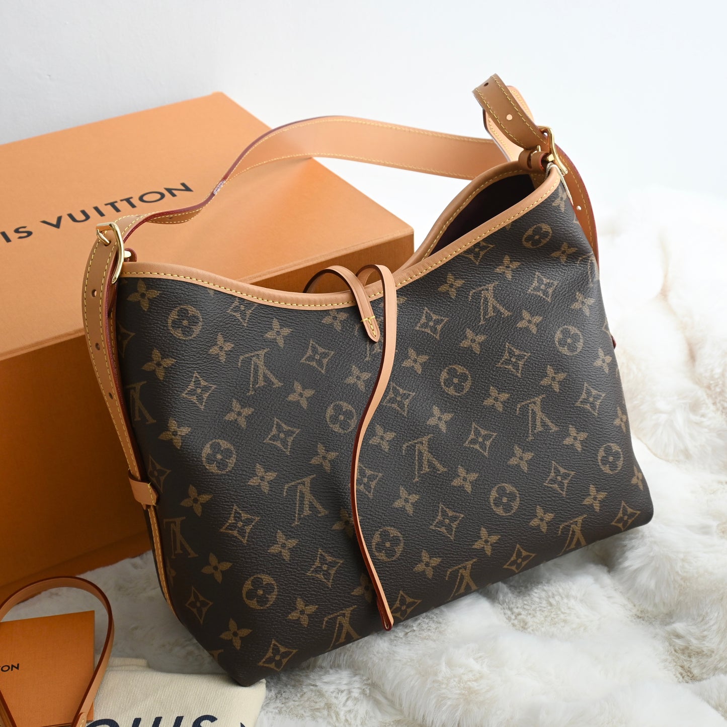 Louis Vuitton Carryall PM