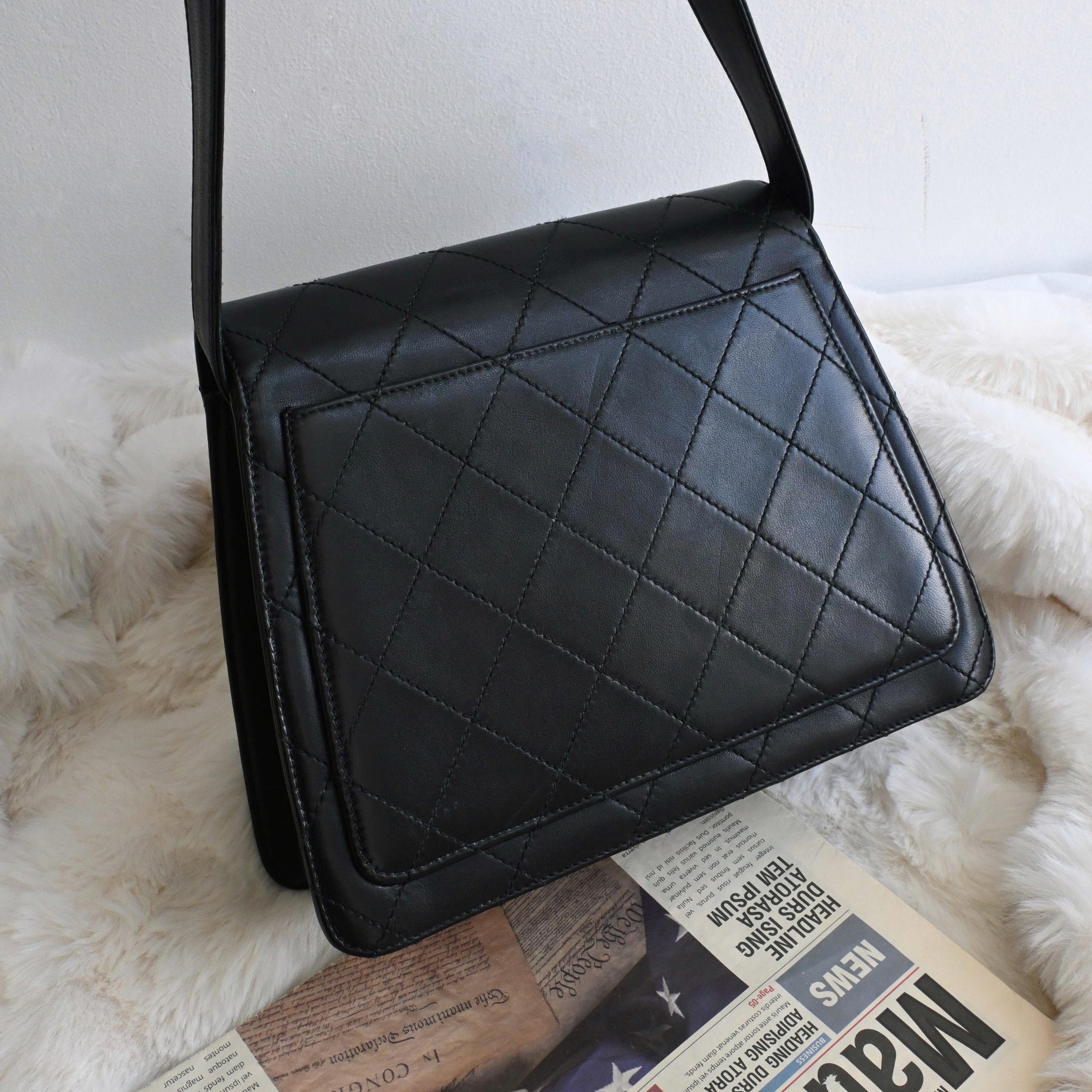 Chanel Trapeze Kelly Shoulder Bag 24k GHW - Leluxe Vintage Sdn. Bhd.