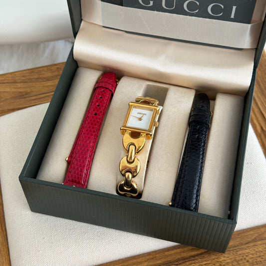 Vintage Gucci Timepiece 1800L