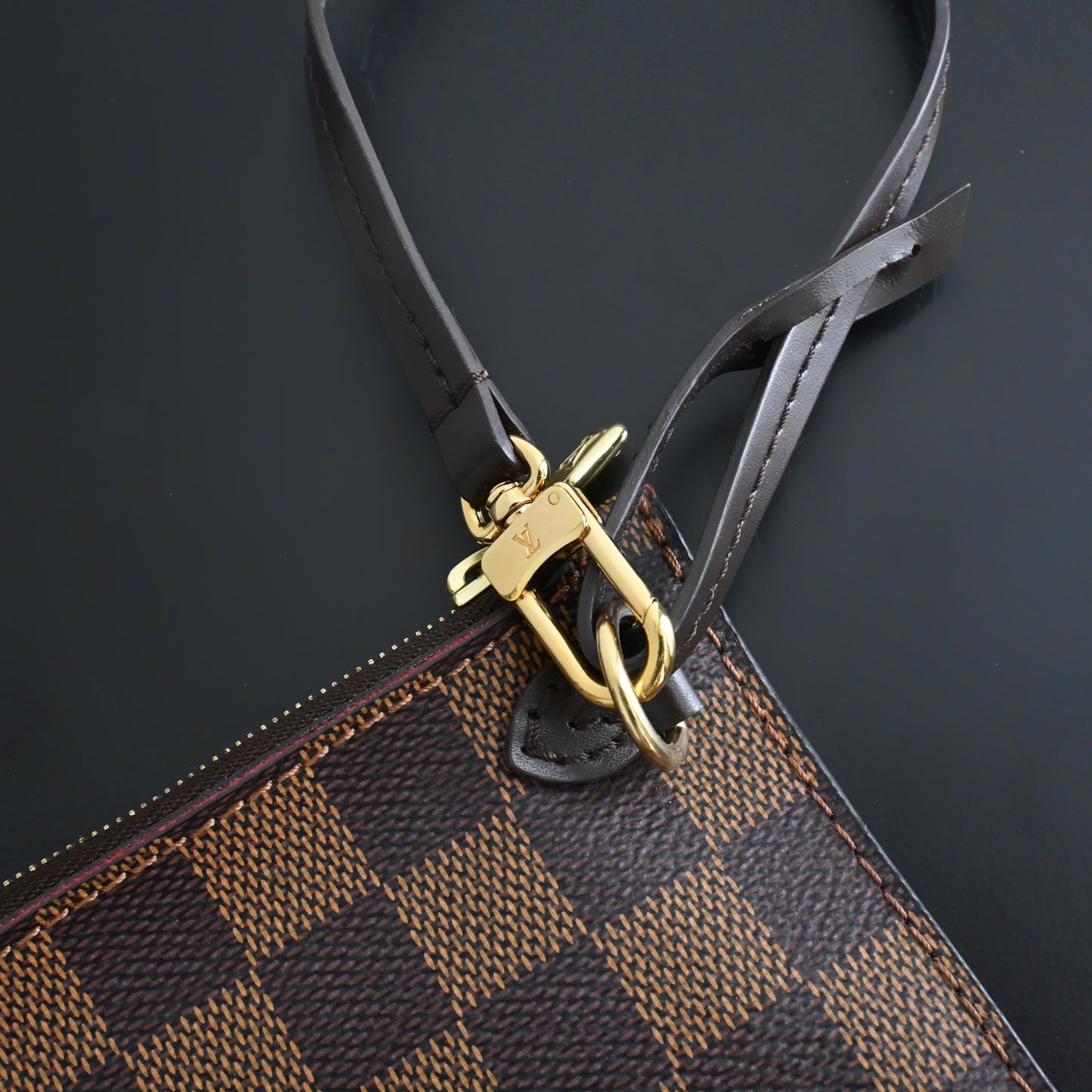 Louis Vuitton Neverfull MM Tote