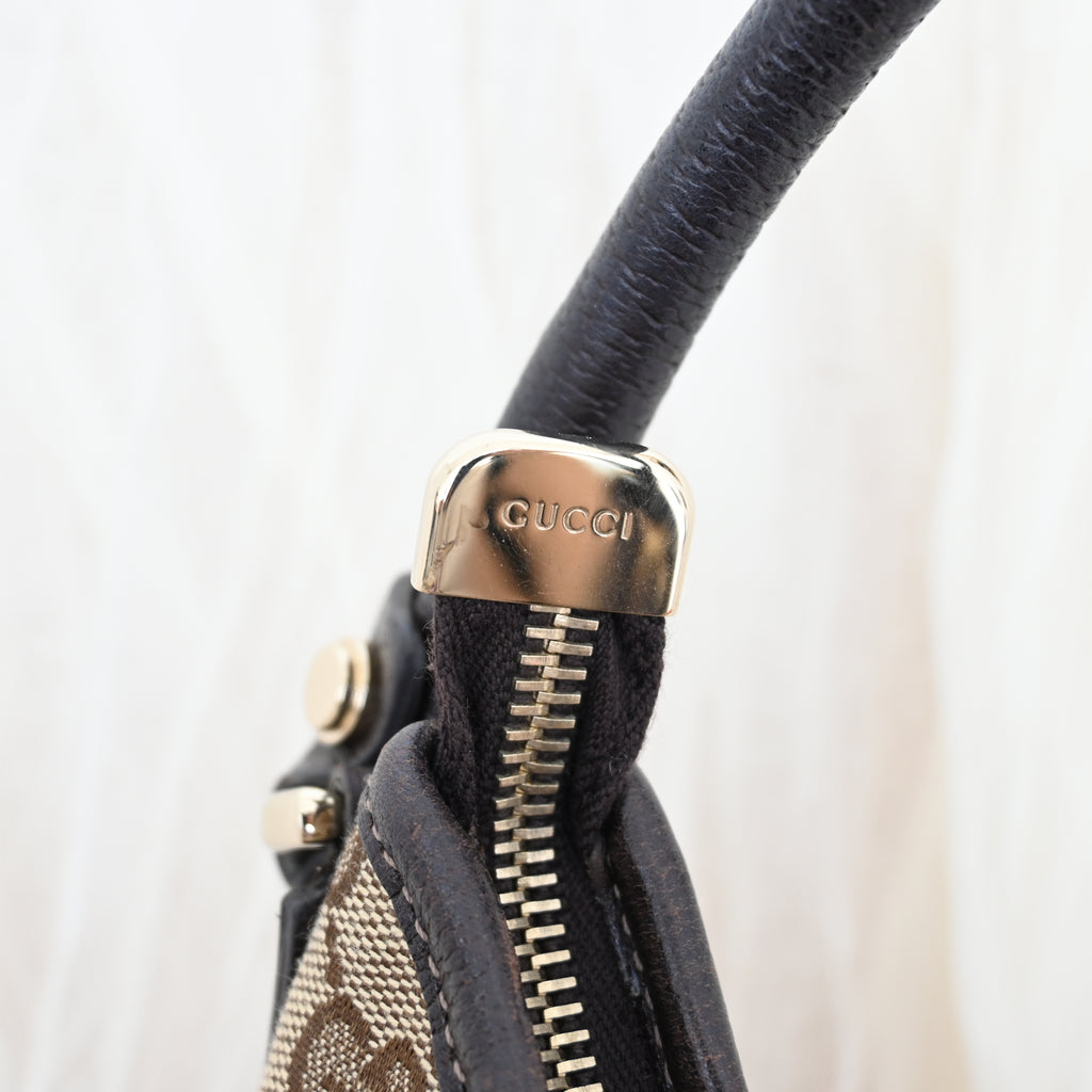 Gucci Abbey Canvas D Ring Hobo Bag - Leluxe Vintage Sdn. Bhd.