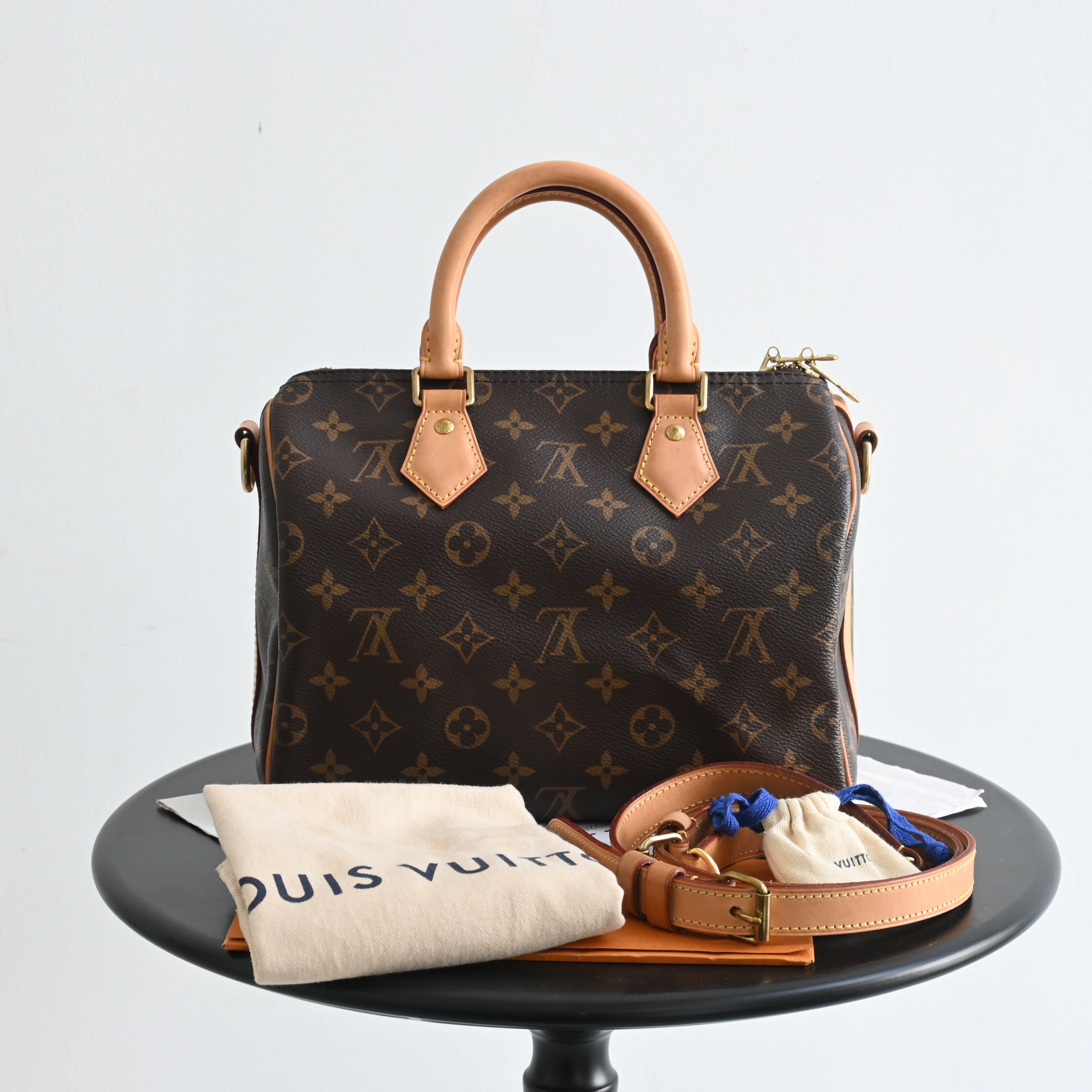 Louis Vuitton Speedy Bandouliere 25 Monogram - Leluxe Vintage Sdn. Bhd.
