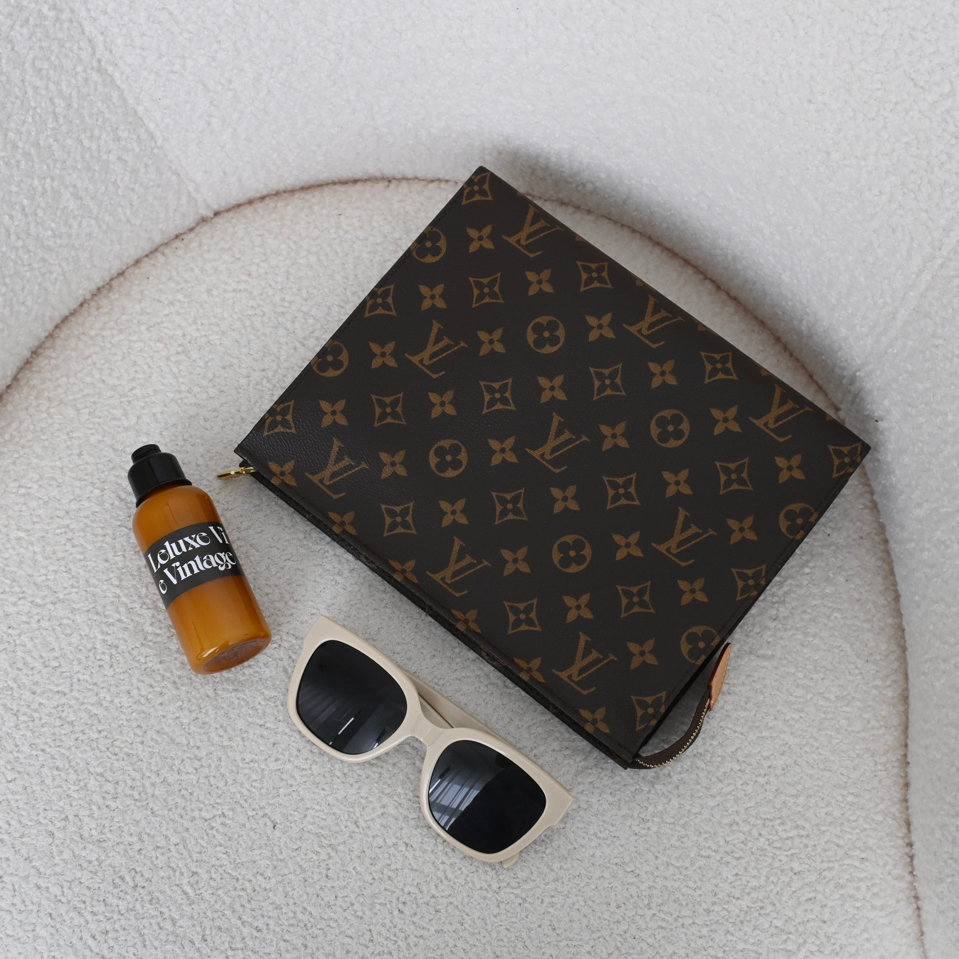 Vuitton Pochette Toiletry Pouch Louis Vuitton 26 Louis Vuitton