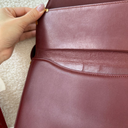 Must de Cartier Messenger Bag in Bordeaux