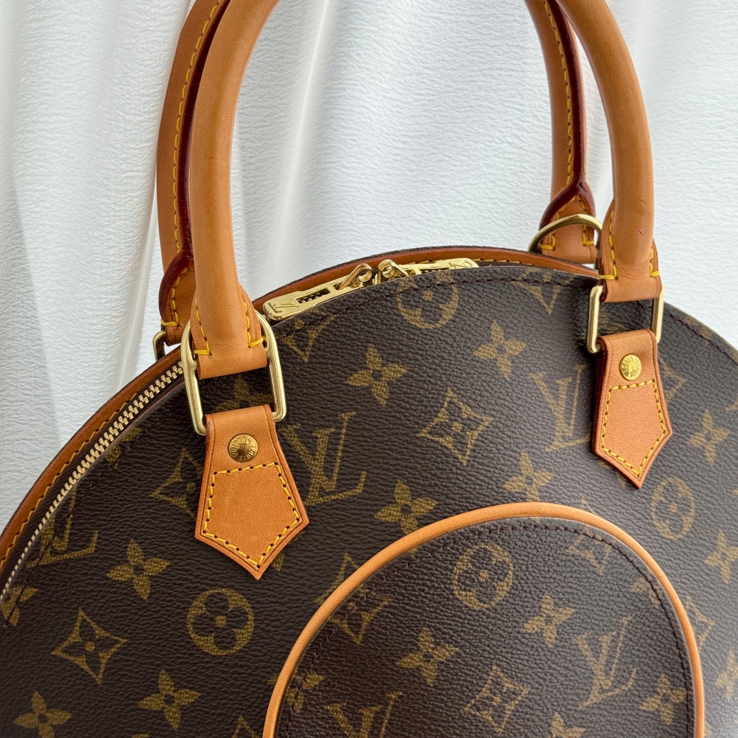 Louis Vuitton Ellipse PM Monogram