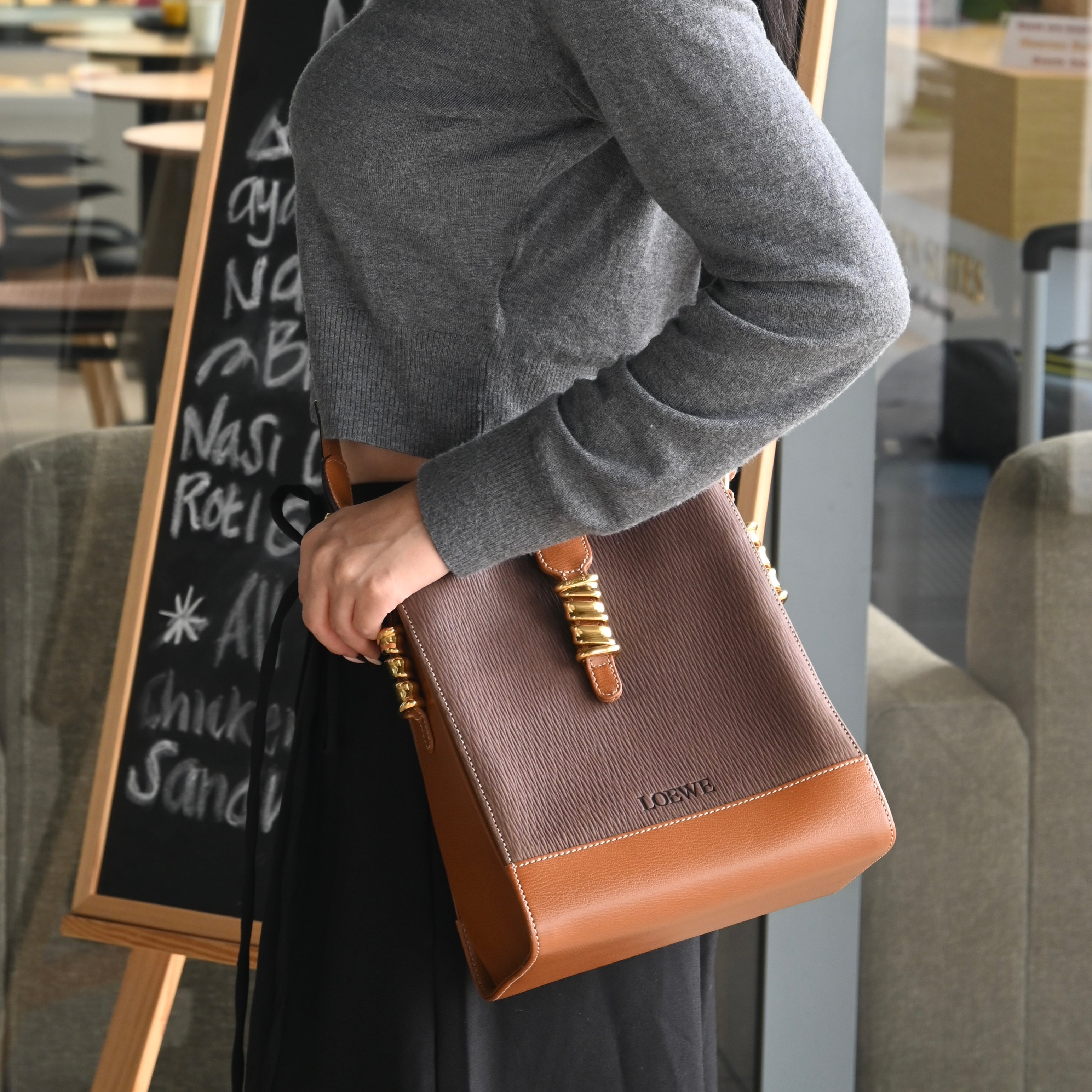 Loewe Velasquez Twist Crossbody Bag - Leluxe Vintage Sdn. Bhd.