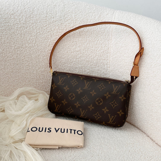 Louis Vuitton Monogram Pochette