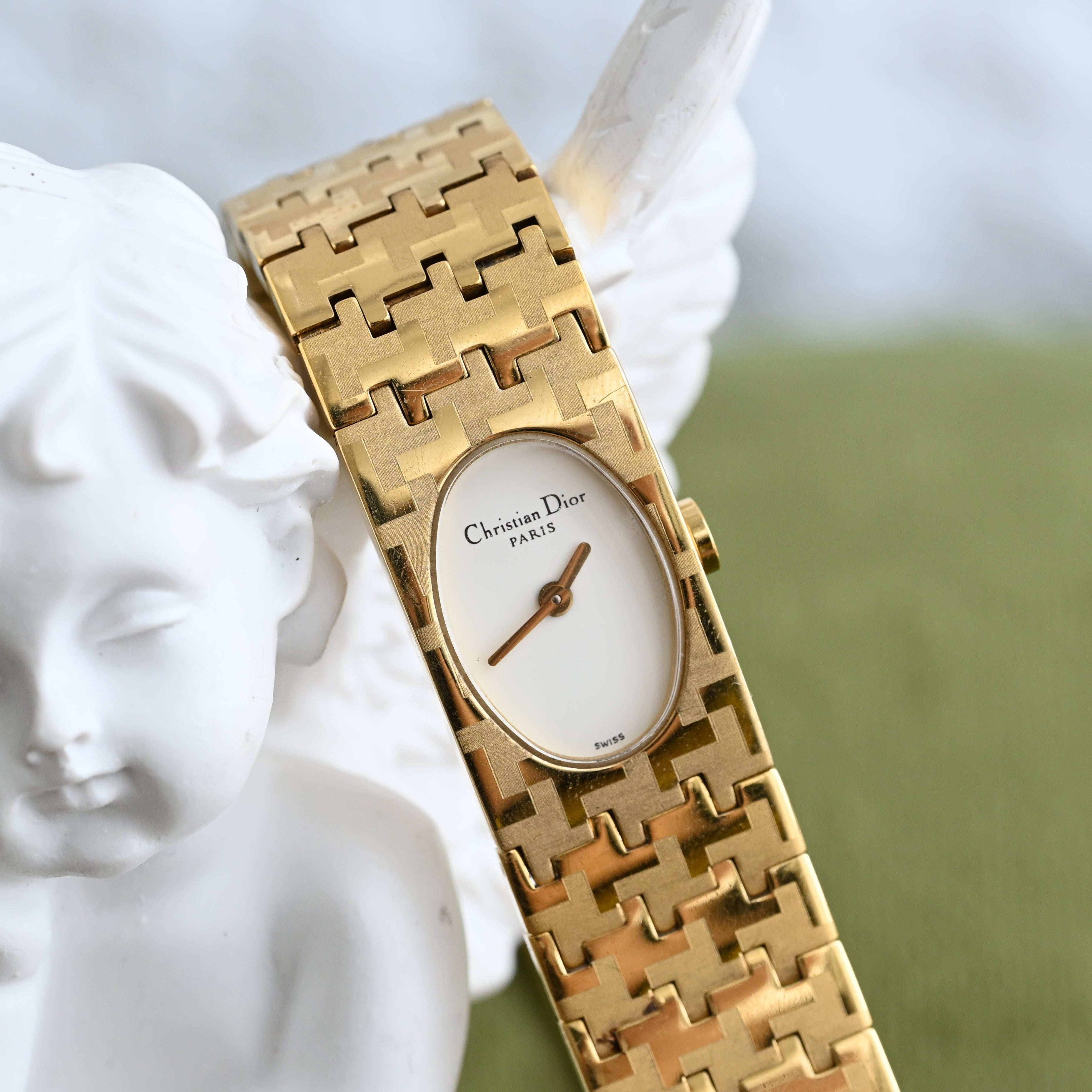 Christian Dior Miss Dior D70-150 Watch – Leluxe Vintage Sdn. Bhd.