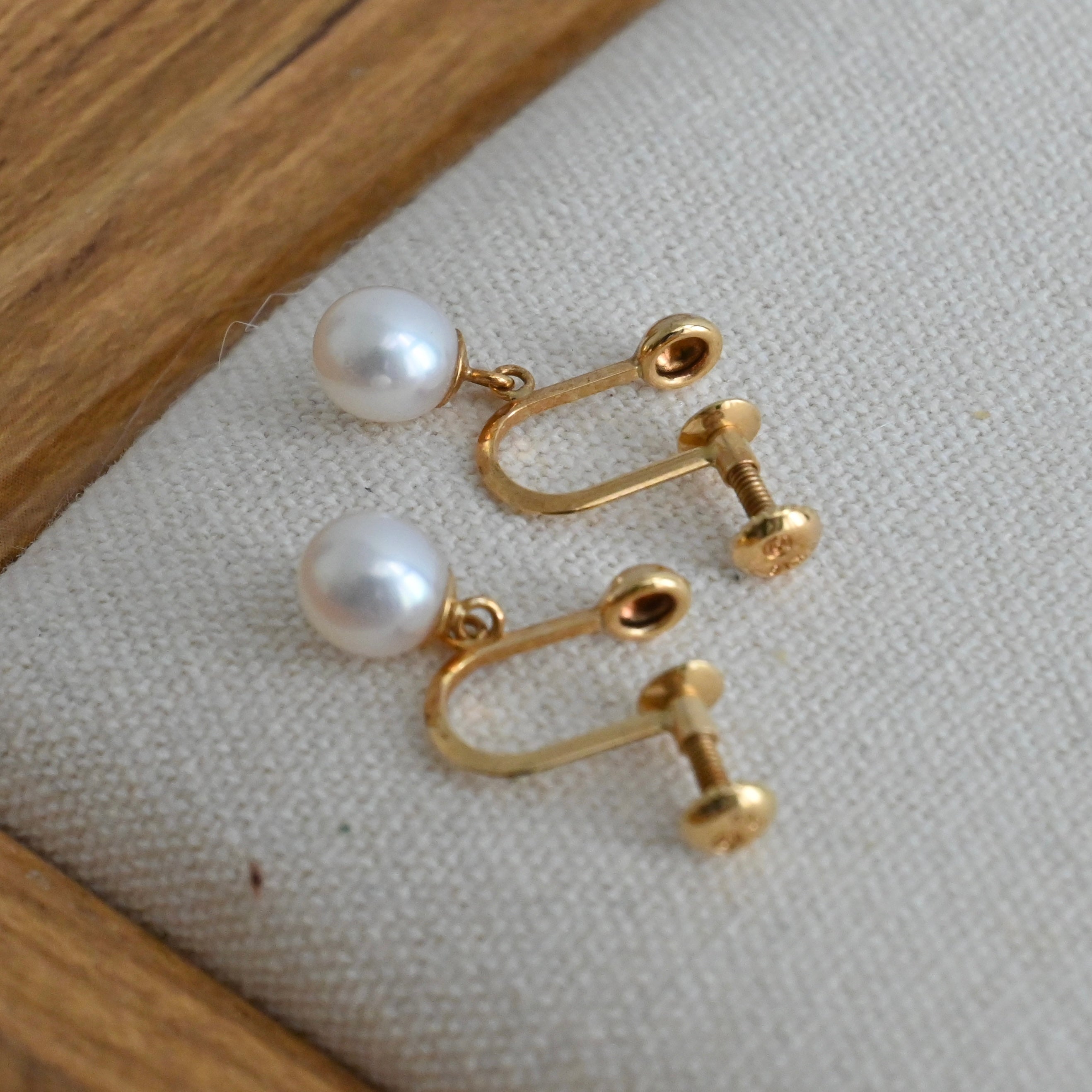 Tasaki Akoya Pearl Earrings 18k YG - Leluxe Vintage Sdn. Bhd.