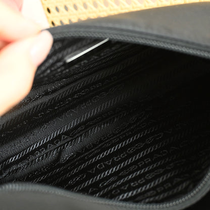 Prada Re-edition 2000 Hobo